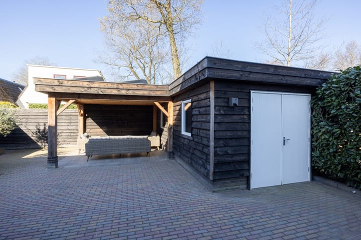 Photo 30 of Esdoornlaan 90