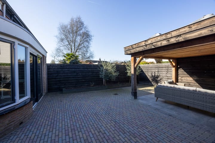 Photo 34 of Esdoornlaan 90