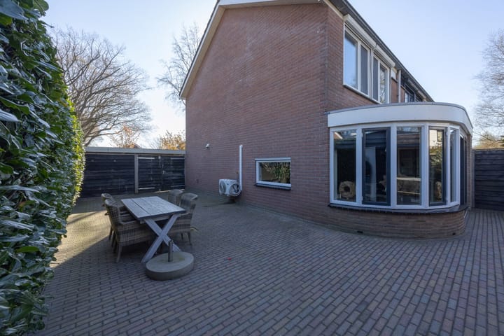 Photo 37 of Esdoornlaan 90