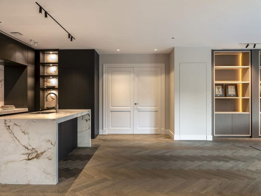 Photo 5 of Burgemeester van Nispen van Sevenaerstraat 28