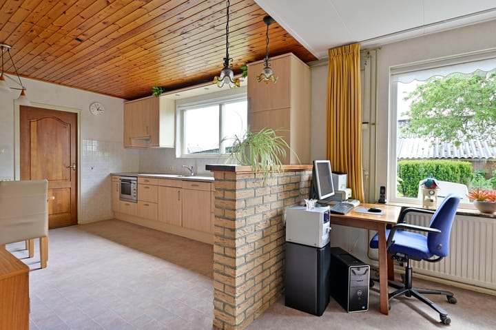 Photo 7 of Dorpsstraat 316