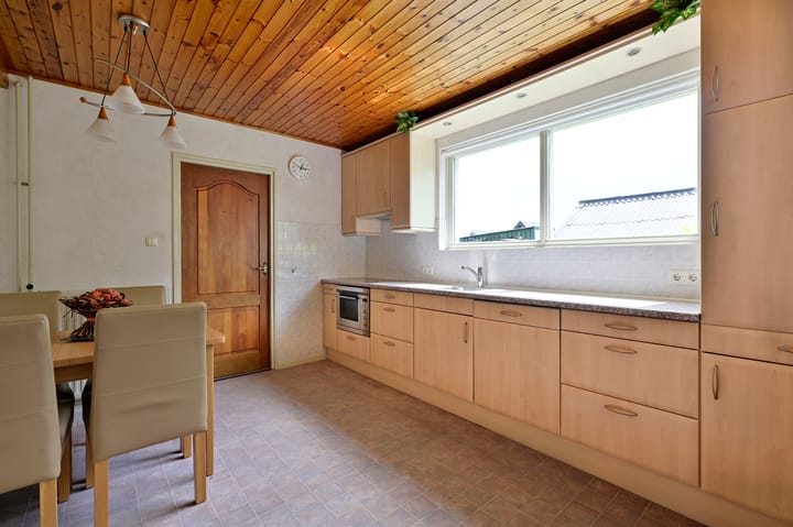 Photo 10 of Dorpsstraat 316