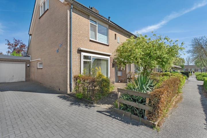 Foto 6 van Prins Bernhardlaan 8