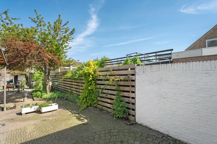 Foto 34 van Prins Bernhardlaan 8