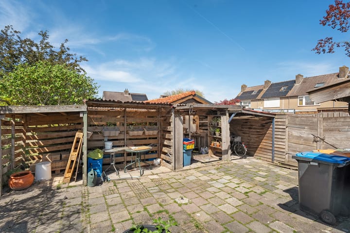 Foto 38 van Prins Bernhardlaan 8