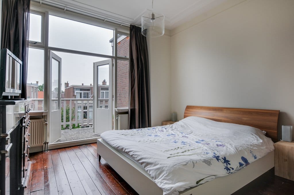 Foto 26 van Van Loostraat 137