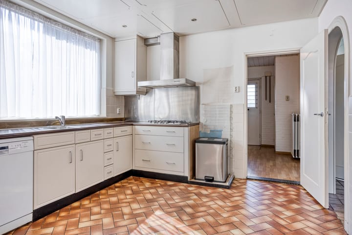 Photo 10 of Sint Lambertusstraat 62