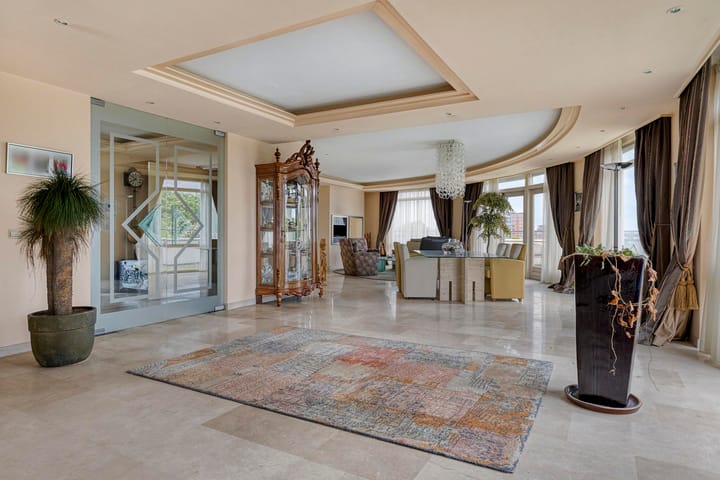 Photo 3 of Heschepad 12-A