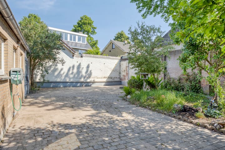 Photo 34 of Sint Lambertusstraat 62