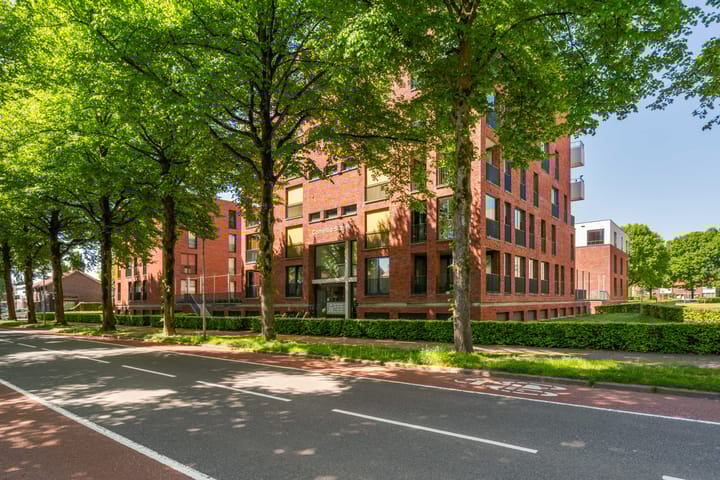 Photo 6 of Graafschap Hornelaan 15-A