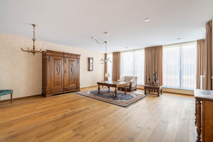 Photo 13 of Graafschap Hornelaan 15-A