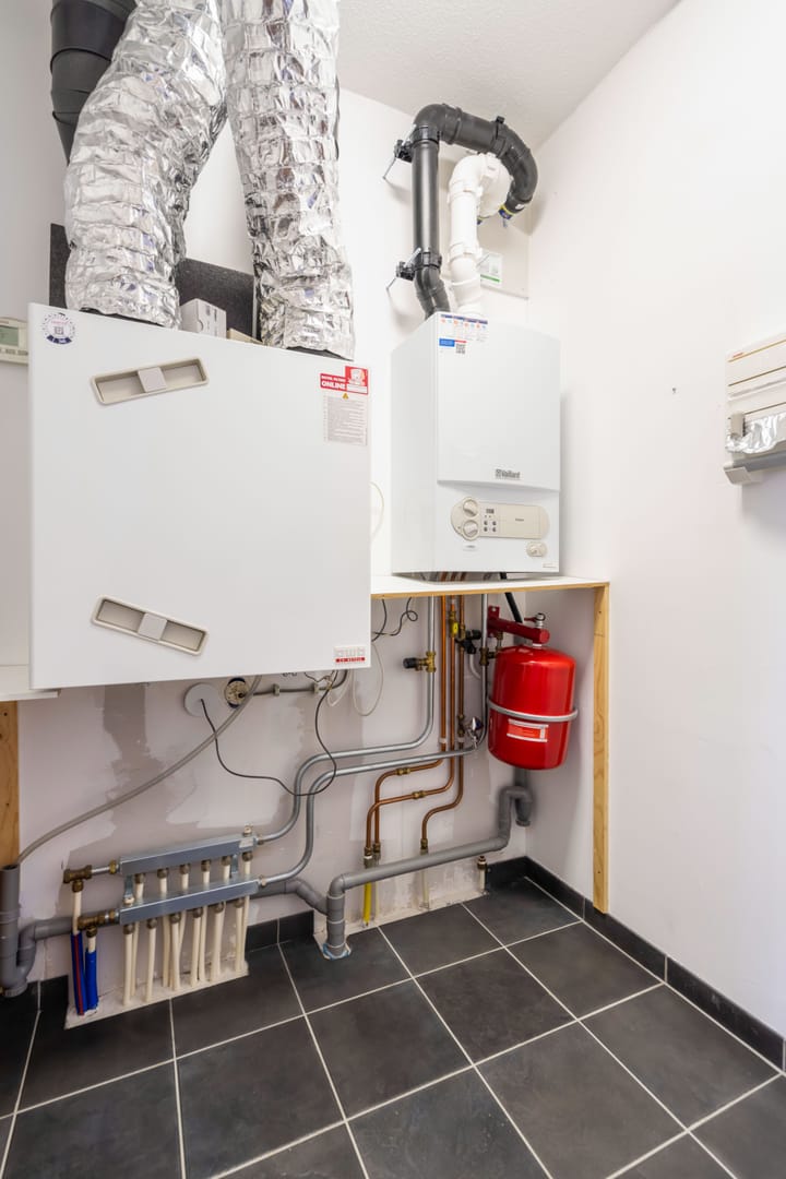 Photo 18 of Graafschap Hornelaan 15-A