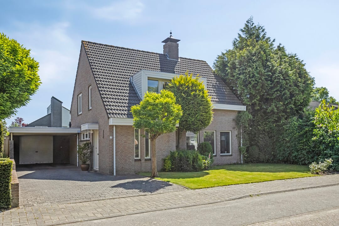 Photo 1 of Beth van de Rijtlaan 13