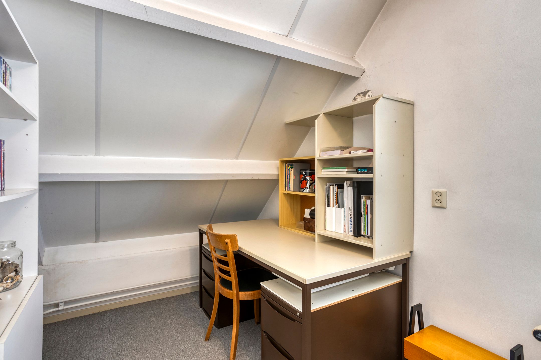 Photo 39 of Beth van de Rijtlaan 13