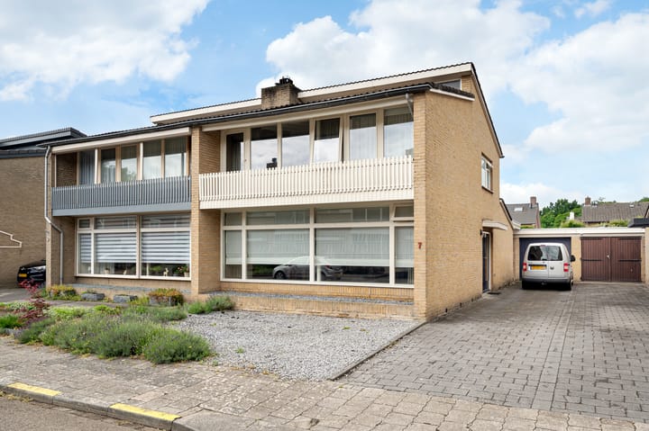 Photo 1 of Generaal van Vlijmenstraat 7