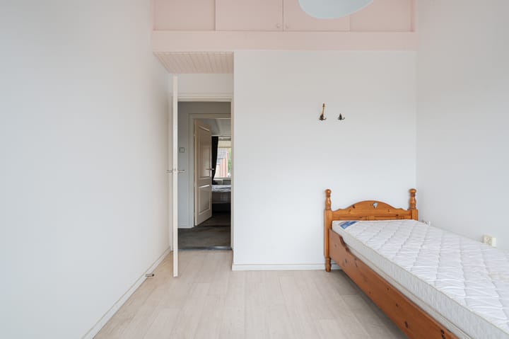 Photo 15 of Generaal van Vlijmenstraat 7