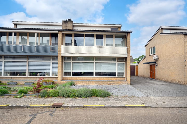 Photo 27 of Generaal van Vlijmenstraat 7