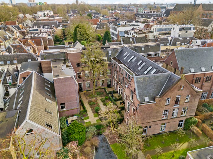 Foto 32 van Herenstraat 8-H