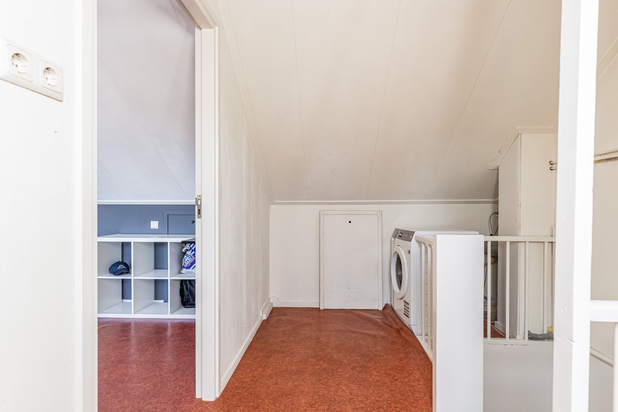 Foto 36 van Van Hallstraat 32