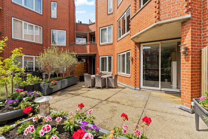 Koopwoningen - appartementen te koop in [Funda]