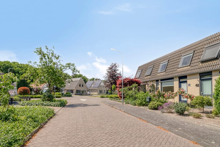 Foto 28 van W.D. van Dommelenstraat 64