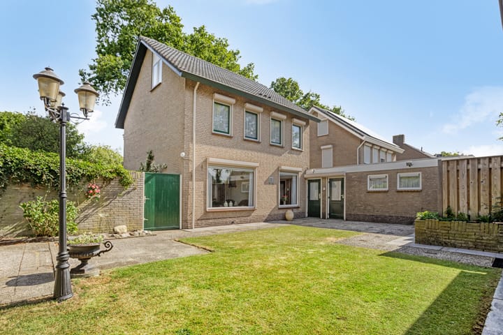 Photo 2 of Kruidenhof 19