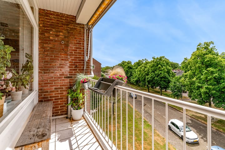 Foto 16 van Valeriuslaan 10