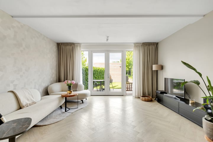 Foto 2 van Van Rootselaarstraat 5-A