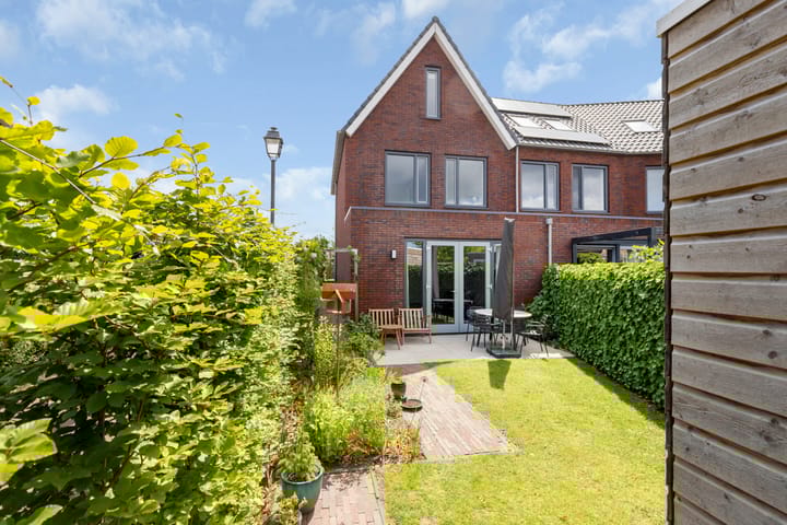 Foto 28 van Van Rootselaarstraat 5-A