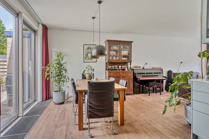 Foto 10 van Ropta 38