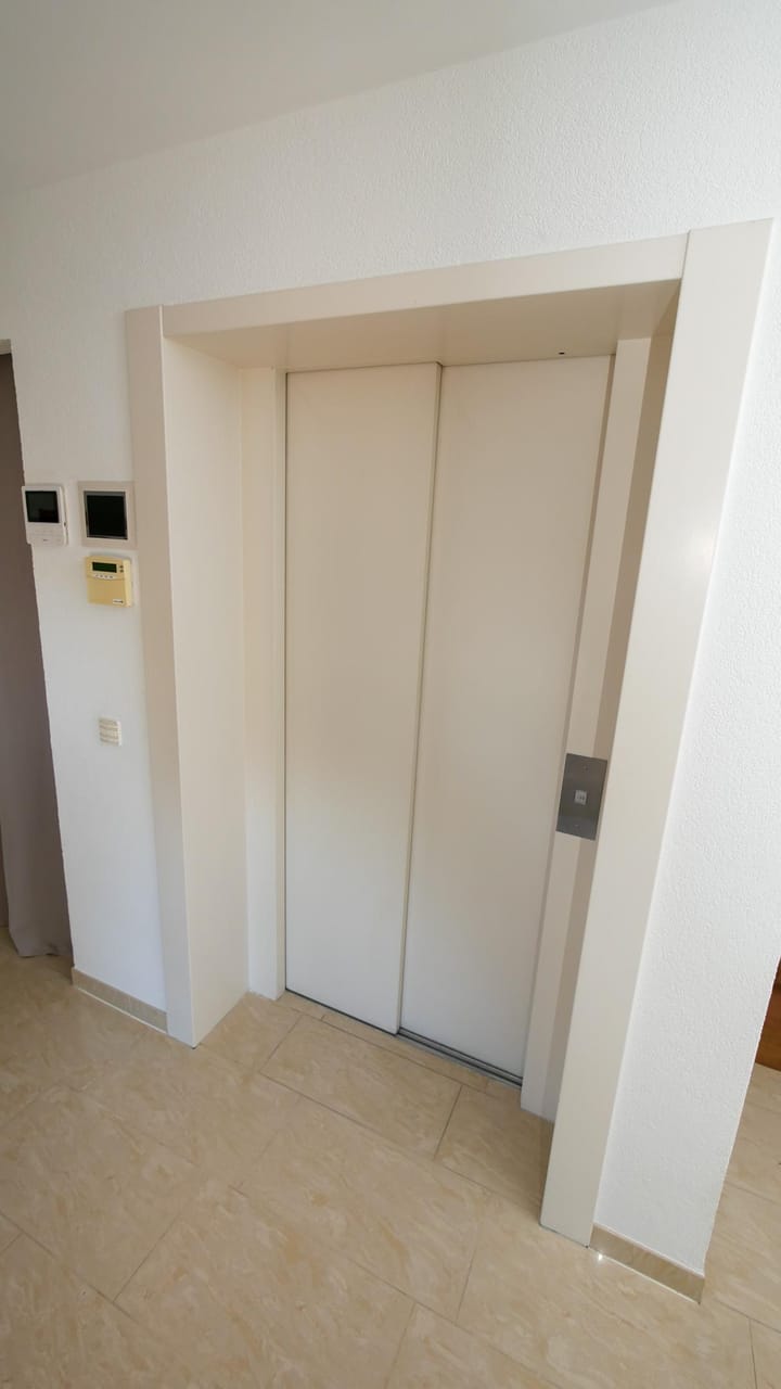 Photo 24 of Peulenstraat 247-B