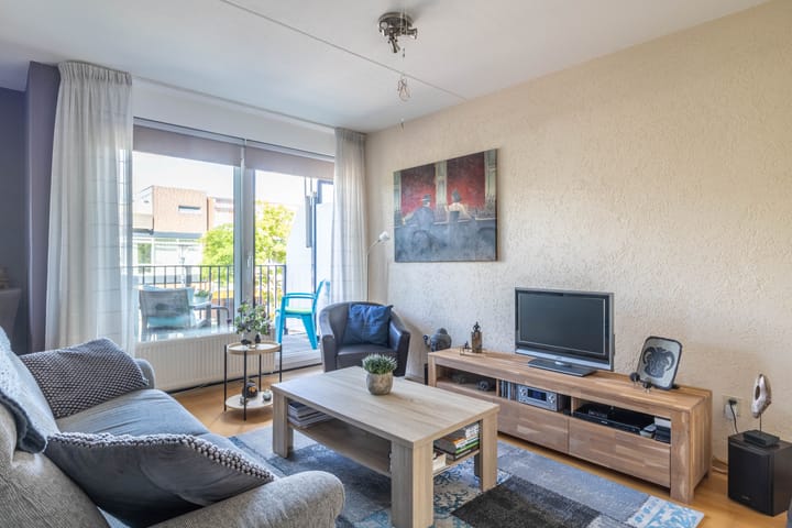 Photo 14 of Maerten van Heemskerckstraat 13-E