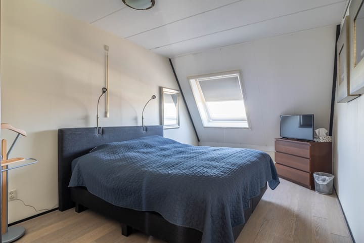 Photo 21 of Maerten van Heemskerckstraat 13-E