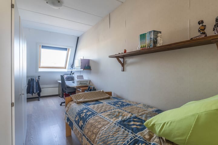 Photo 23 of Maerten van Heemskerckstraat 13-E