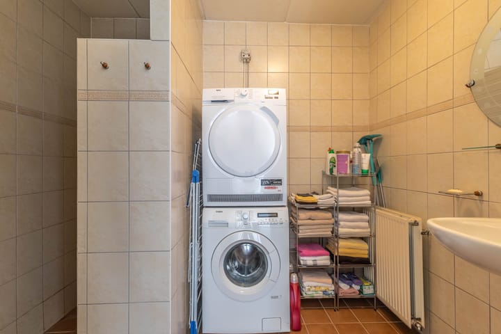 Photo 25 of Maerten van Heemskerckstraat 13-E