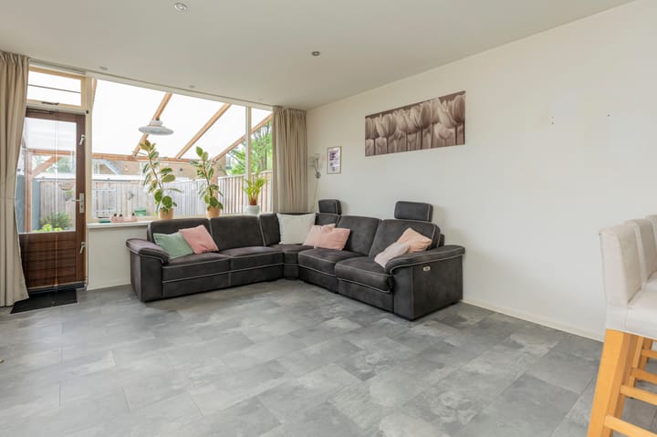 Photo 3 of Van Langendonckstraat 32