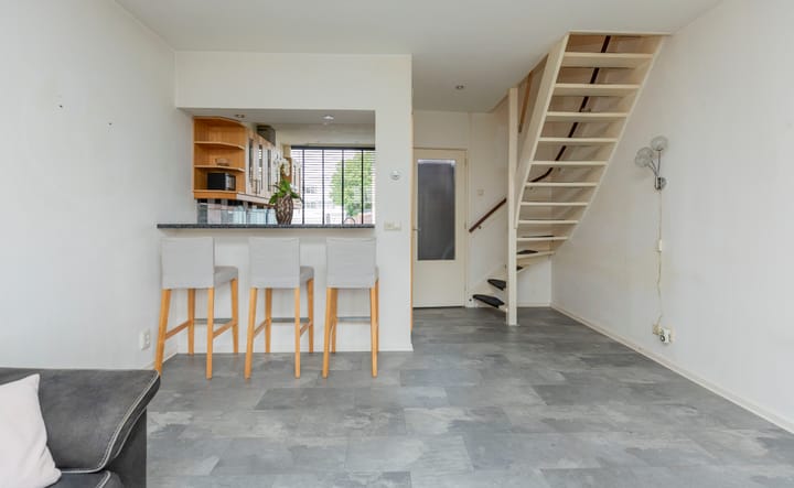 Photo 9 of Van Langendonckstraat 32