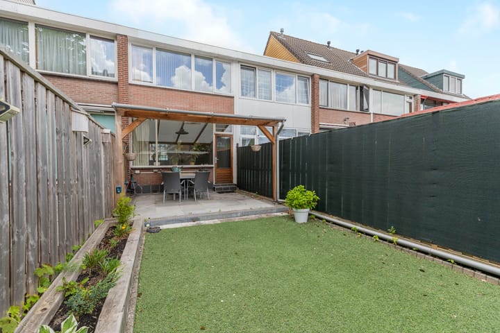 Photo 23 of Van Langendonckstraat 32