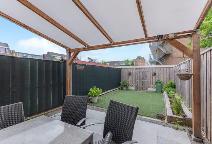 Photo 28 of Van Langendonckstraat 32