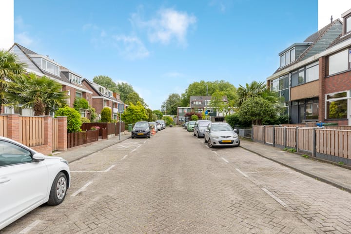 Photo 29 of Van Langendonckstraat 32