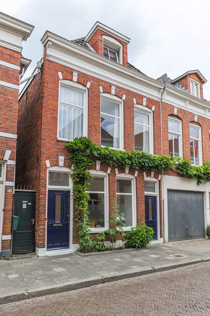 Vlasstraat 18