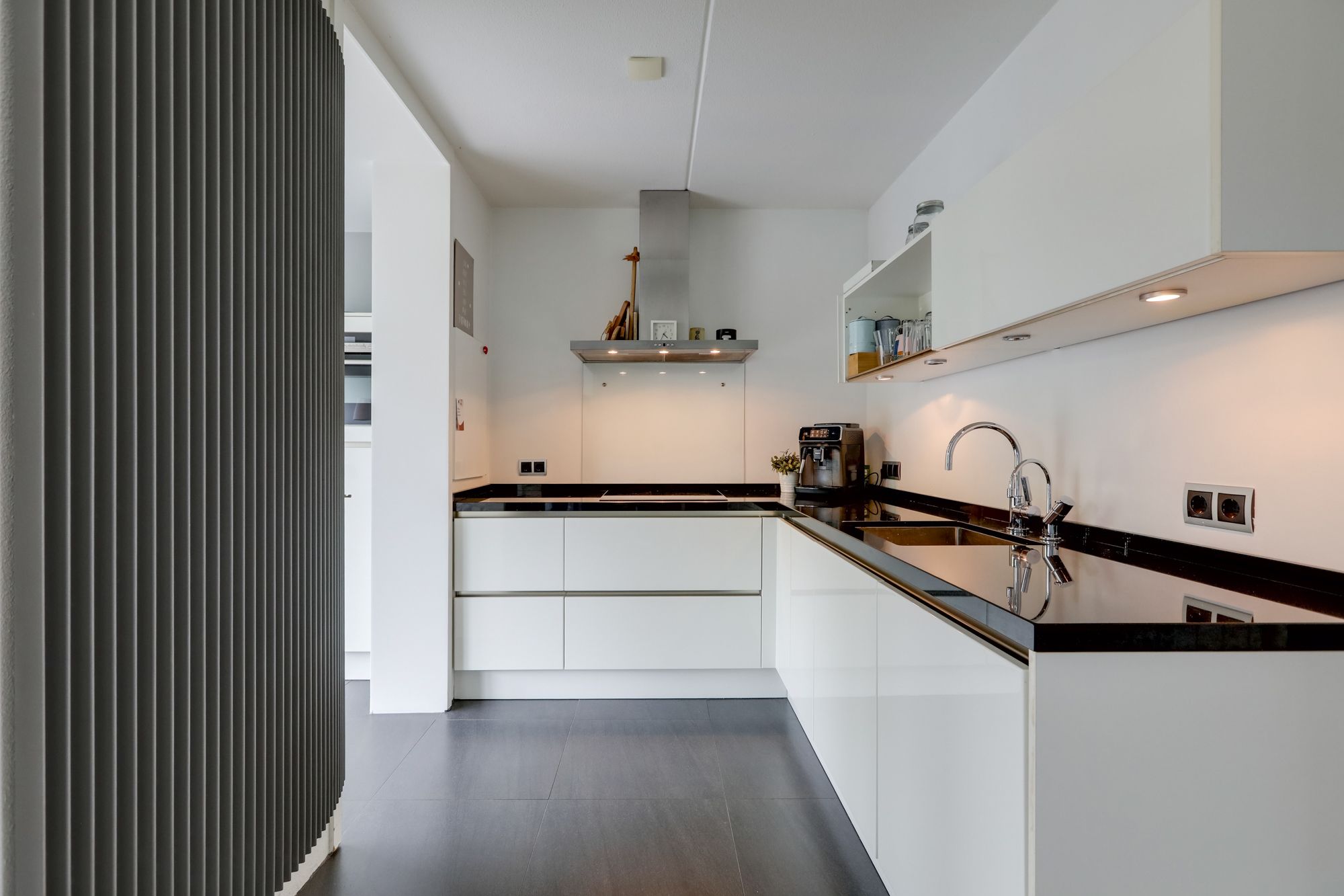 Foto 30 van Tholenstraat 22