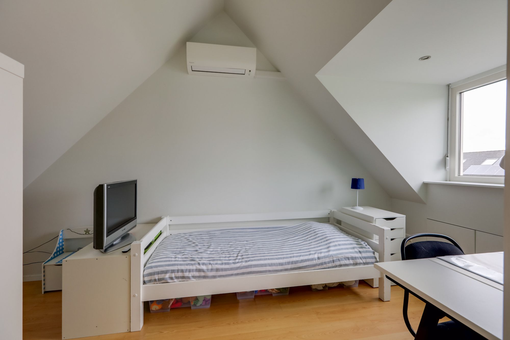 Foto 45 van Tholenstraat 22