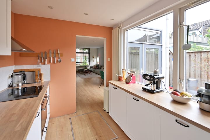 Foto 8 van Anjelierstraat 7