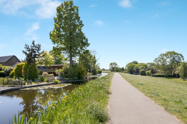 Foto 2 van Zuideinde 269