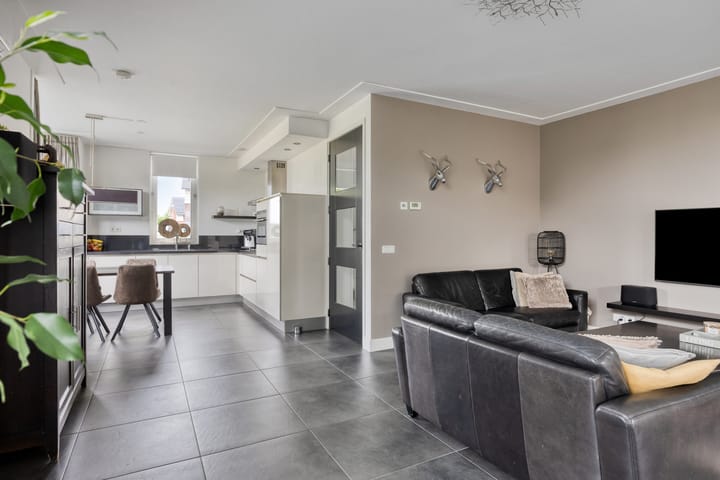 Foto 13 van De Essenburgh 19