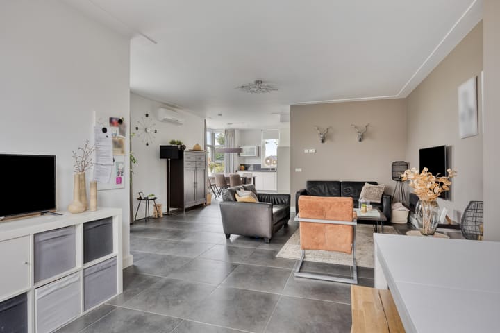 Foto 14 van De Essenburgh 19