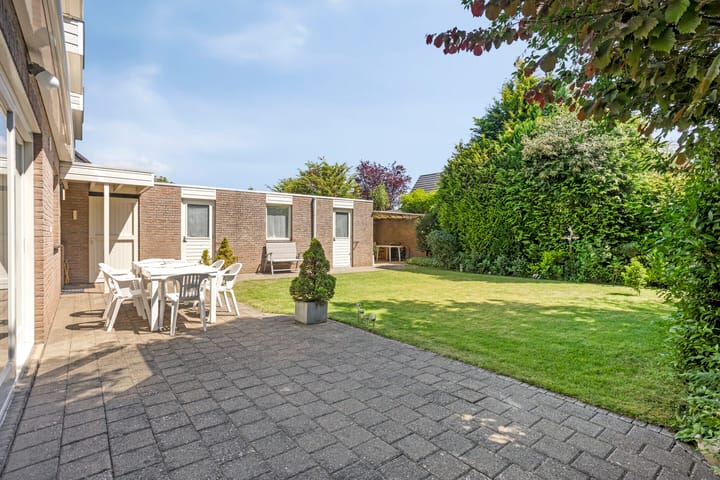 Foto 3 van Beth van de Rijtlaan 13