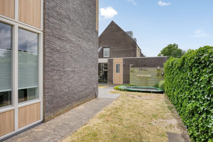 Foto 47 van De Essenburgh 19