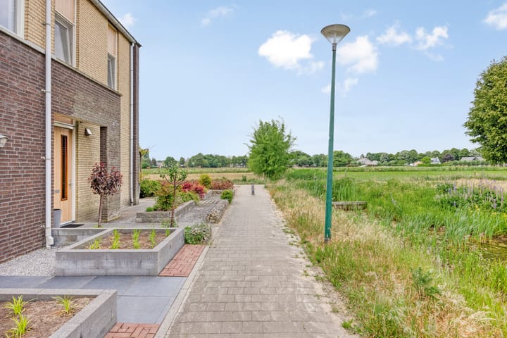 Foto 49 van De Essenburgh 19